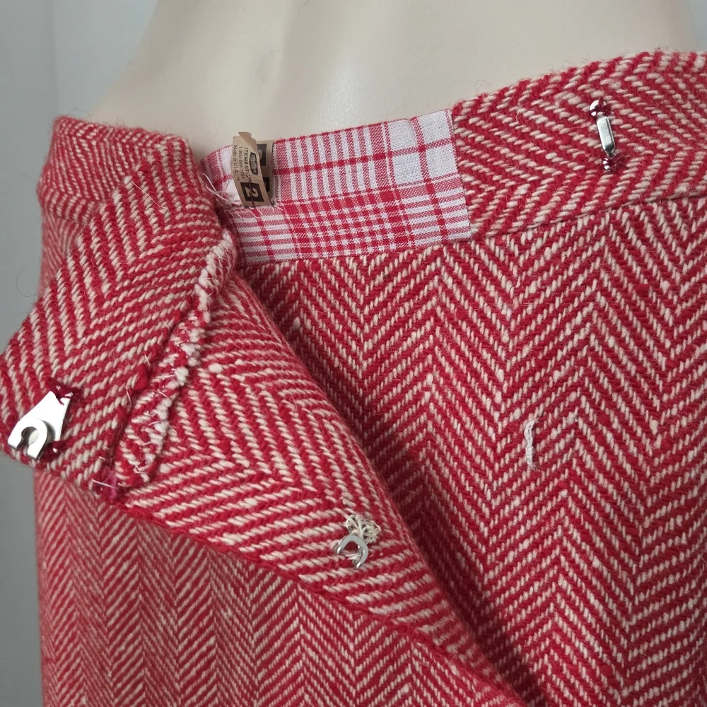 Vintage | Herringbone Tweed Cape and Skirt Set - Picture 13 of 14